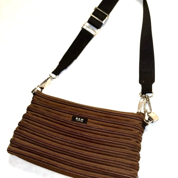 Continuous Zipper Bag - Picture 2 of 4